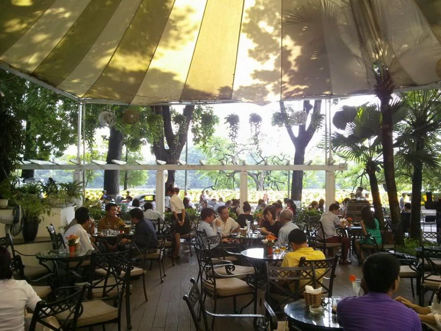 luc thuy restaurant hanoi cafe (1)