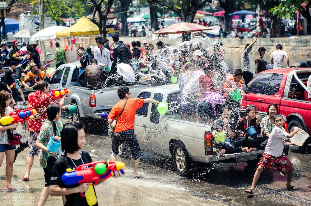 The water festival Songkran-Thailand-the water festivals in Southeast Asian4