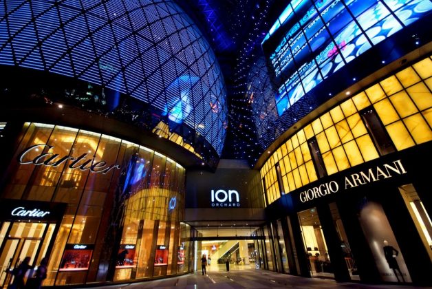 singapore shopphing mall ion orchard