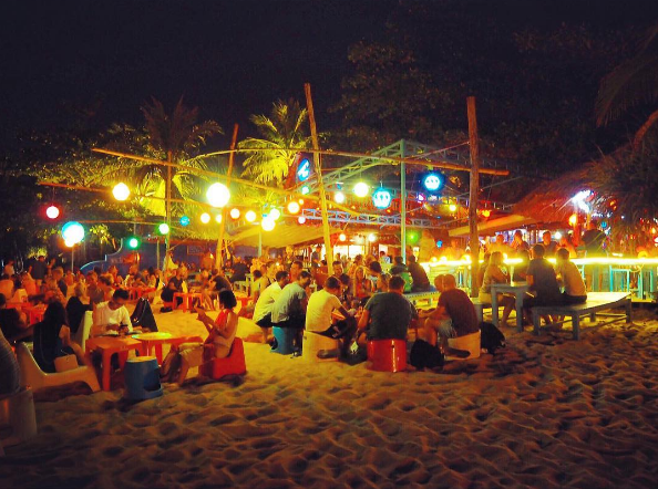 rorys beach bar phu quoc (1)