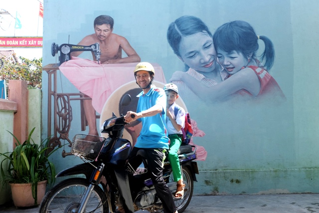 tam thanh mural