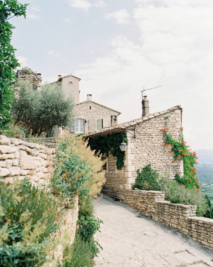 Gordes Most Beautiful Villages Of France6 Living Nomads