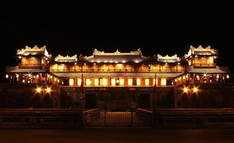 Ngo Mon Gate at night