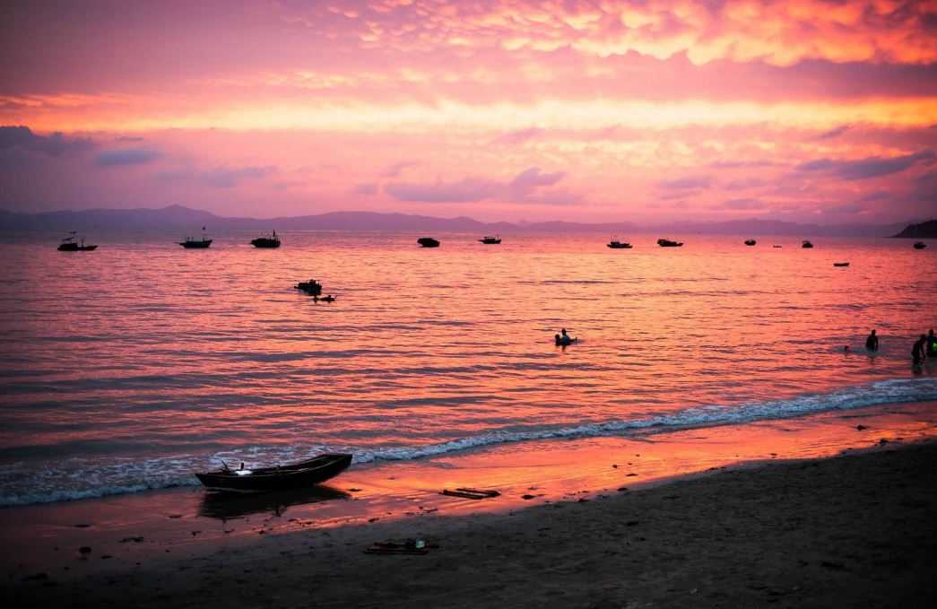 sunset in co to island 23