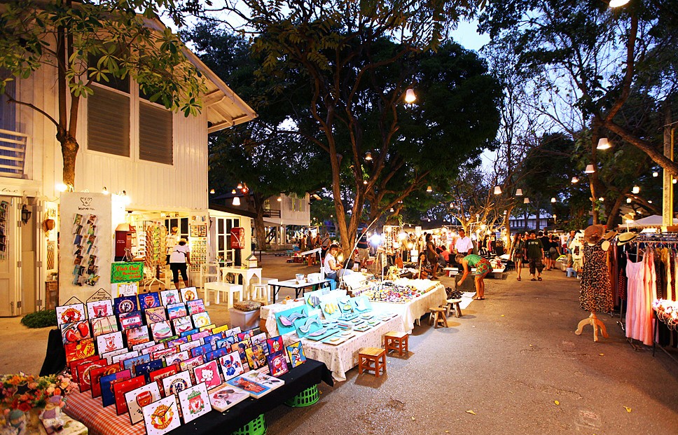 Cicada Night Market-thailand-best place to visit in thailand