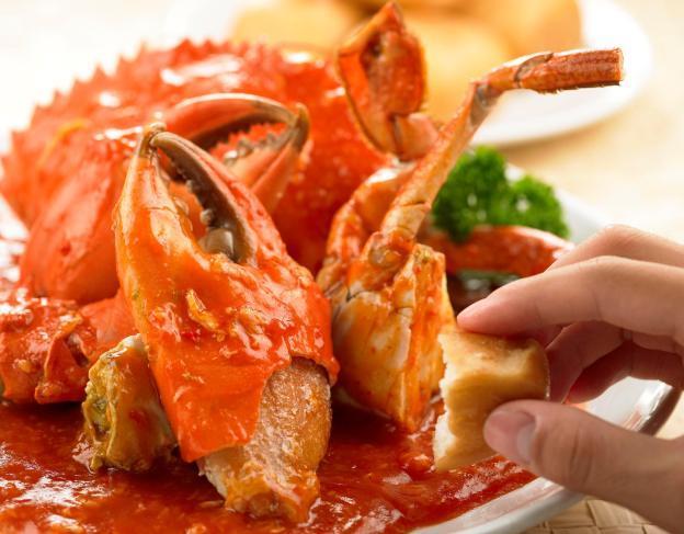 chilli-crab-best-thing-to-eat-in-singapore (3)