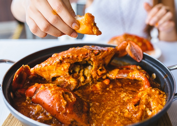 chilli-crab-best-thing-to-eat-in-singapore (8)