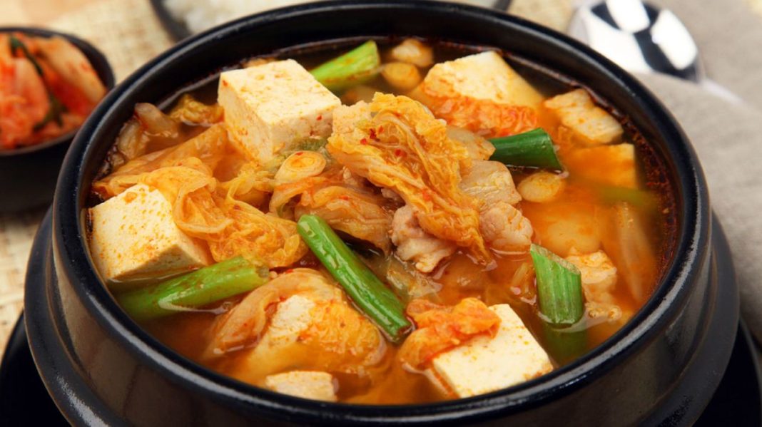 5-typical-types-of-korean-soups-you-should-try-living-nomads