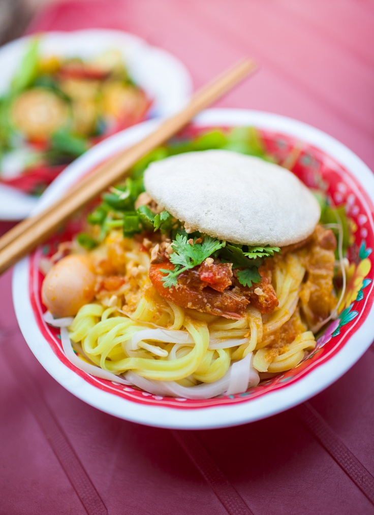 Mi Quang Quang noodles vietnamese street foods (1)