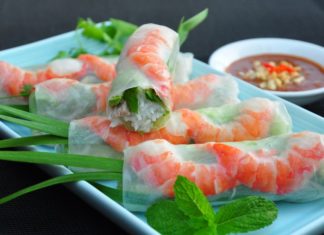 prawn rice paper rolls vietnamese cuisine