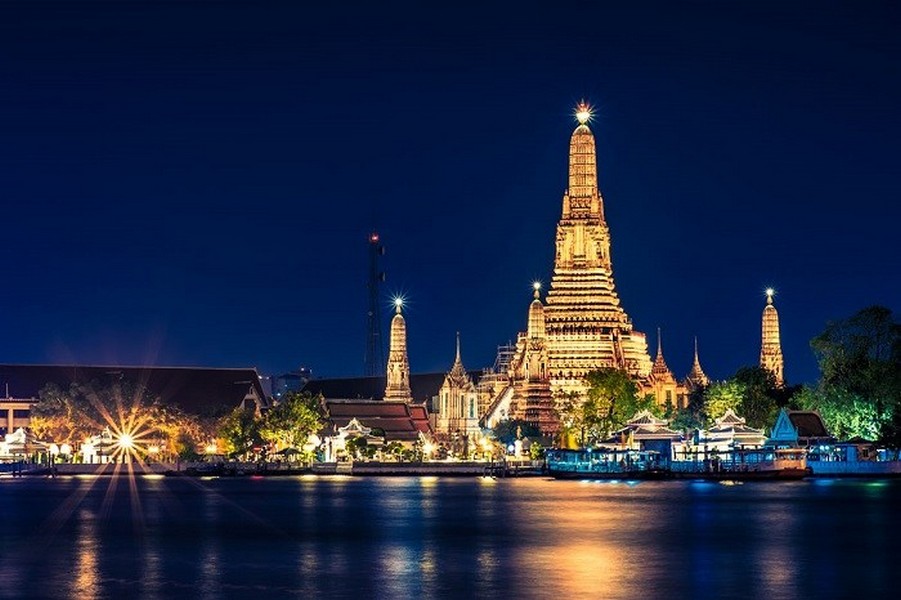 1 Wat Arun temple