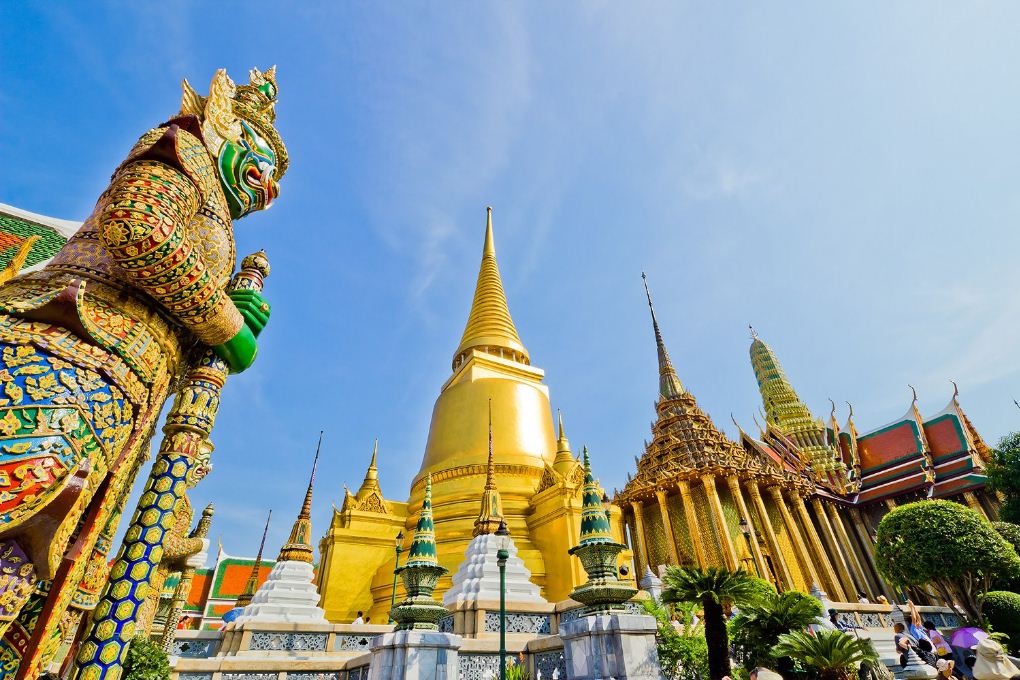 One of the best places to visit in Bangkok. grand palace and what phra kaew bangkok itinerary what to do in bangkok for 3 days (1)