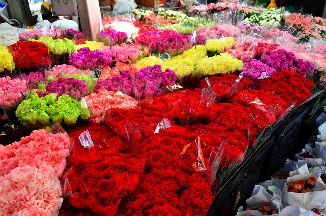 Flower-Market-in-Bangkok-Thailand