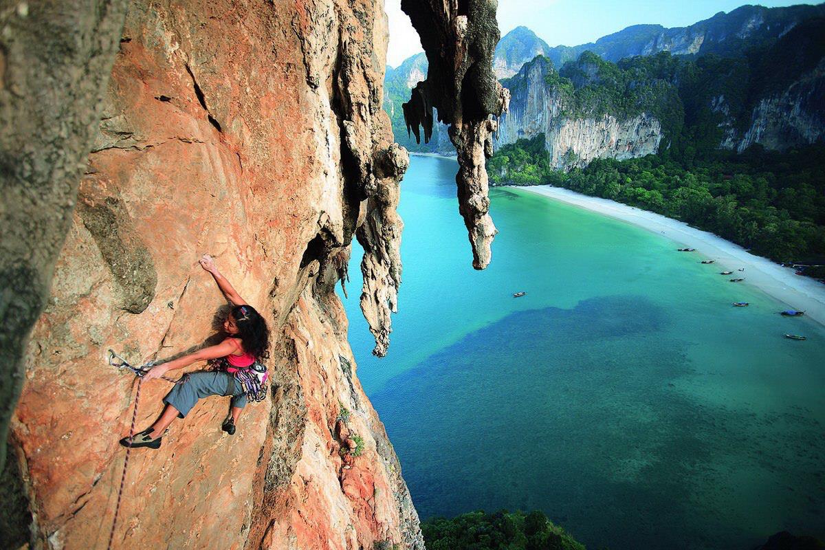 Rock climbing in Phi Phi