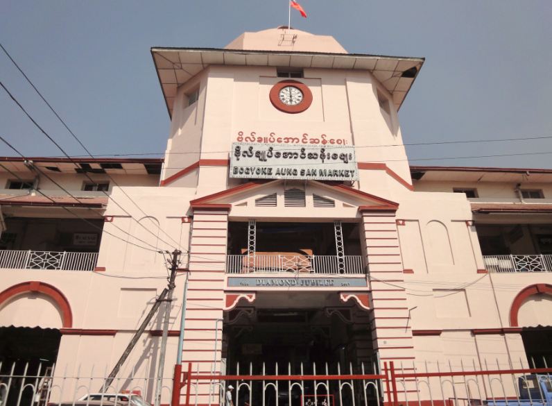 Bogyoke Aung San Market1