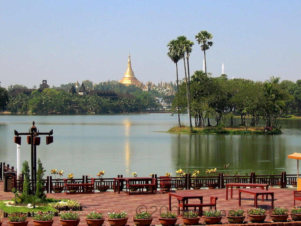 Kandawgyi Lake,Yangon