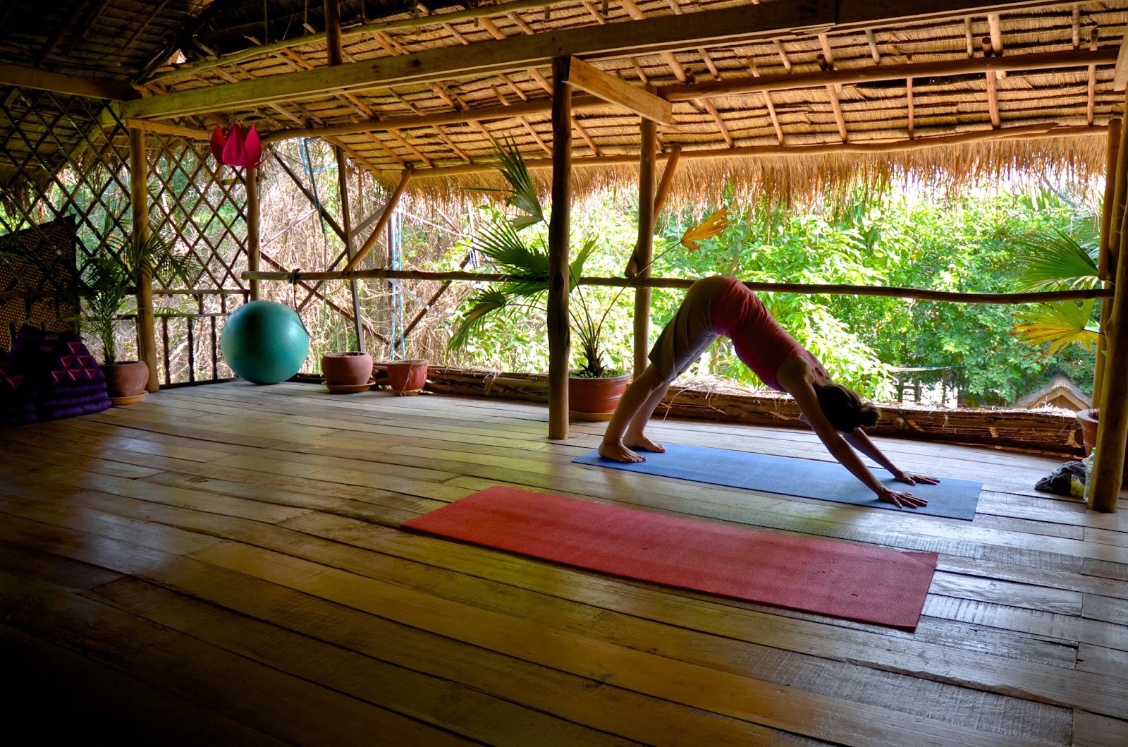 Yoga classes in Kampot1