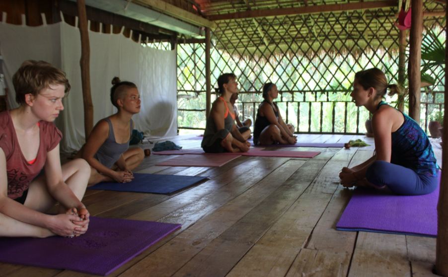 Yoga classes in Kampot