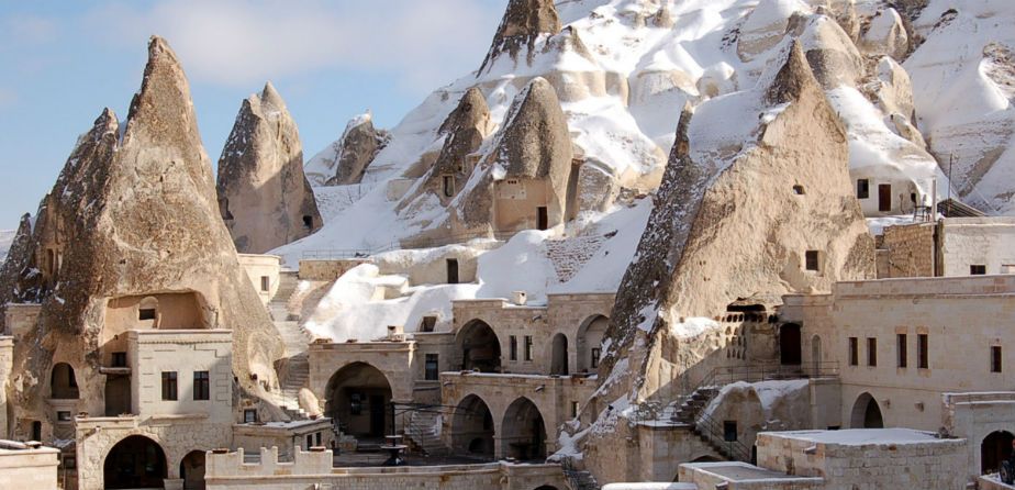 Göreme Cappadocia valley turkey1 Photo by: best places to visit in Cappadocia blog.