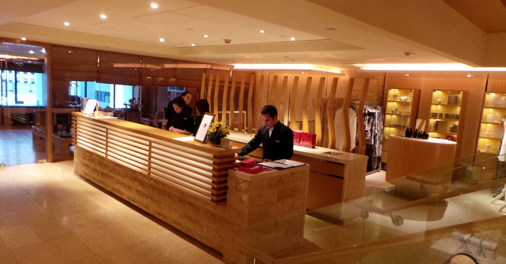 Landmark Mandarin Oriental-most-luxury-hotels-in-hong-kong5
