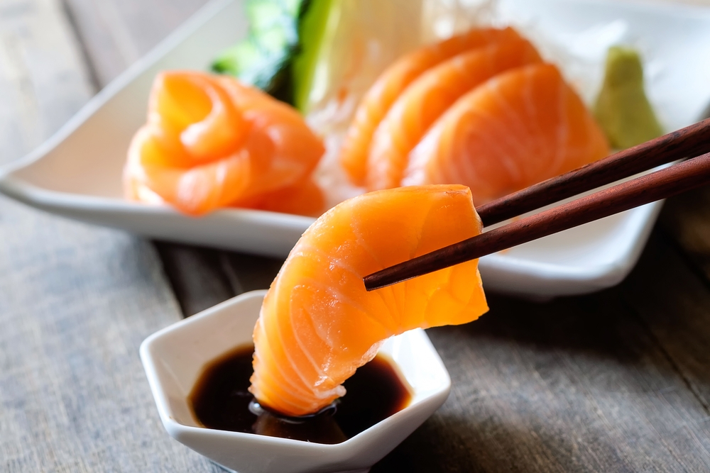 how to eat sashimi japanese