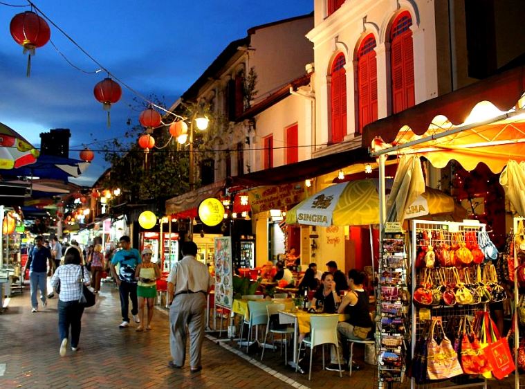 Chinatown Singapore3 singapore itinerary 4 days what to do in singapore in 4 days