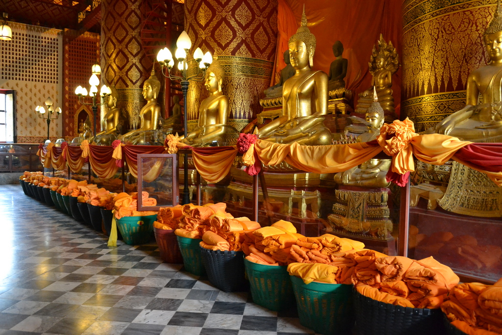 Ayutthaya_Wat_Phanan_temples-Thailand