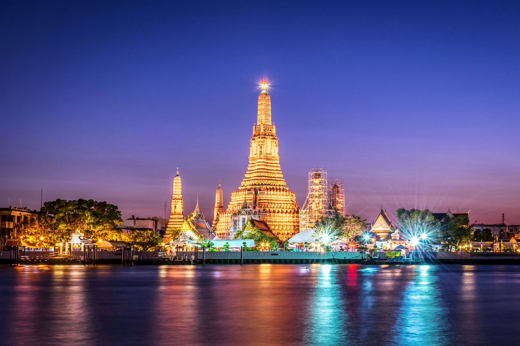 Thai-dining-experiences-Apsara-River-Cruise-Riverside-9