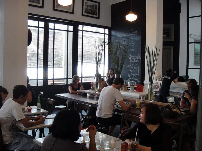 Top 10 outstanding Vietnamese coffee shop you mustvisit when traveling