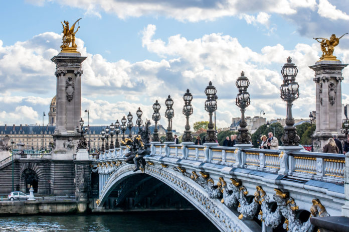 Visiting Paris to hear the most famous bridges in Paris tell stories ...