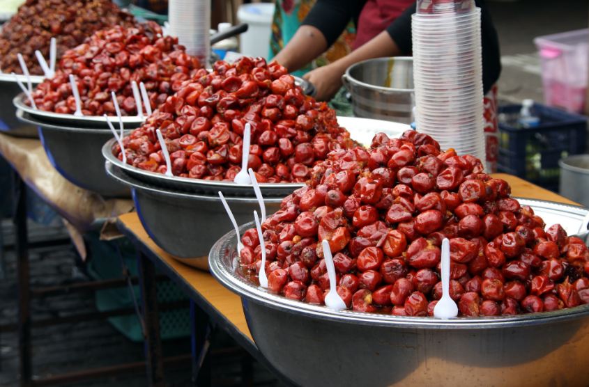 Bogyoke Aung San Market6