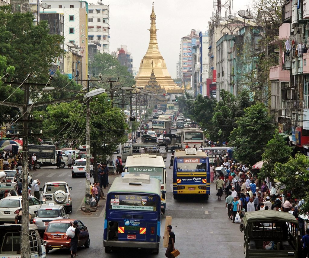 The center of Yangon. (Flickr/Francisco Anzola)