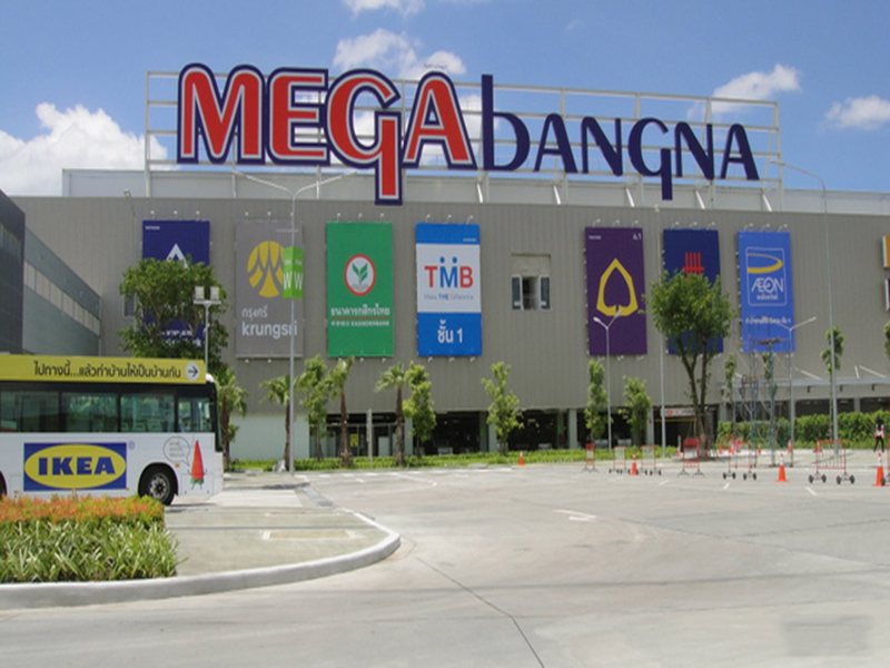 Mega-Bangna-shopping-2