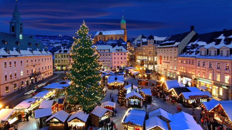 Best Christmas holiday destinations — Top 7 best Christmas towns in the 