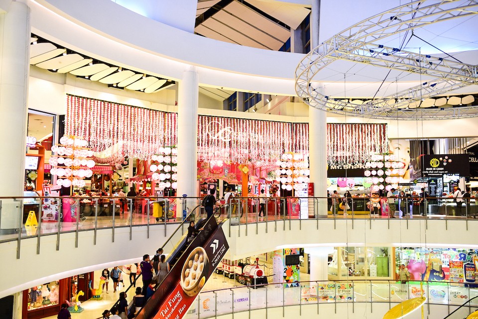 Central World shopping mall bangkok thailand2