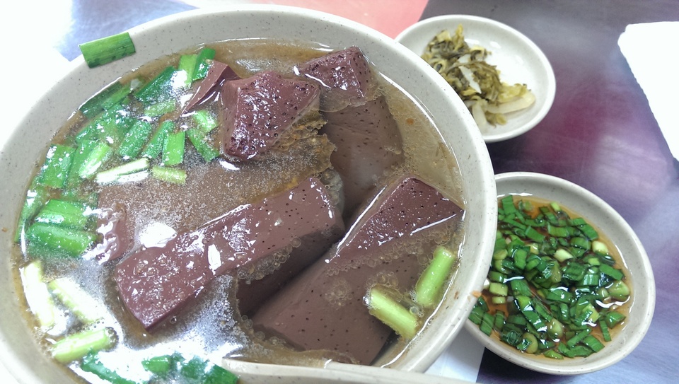pork-blood-soup-3 taiwan street food taiwan street food 2017 taiwan street food blog