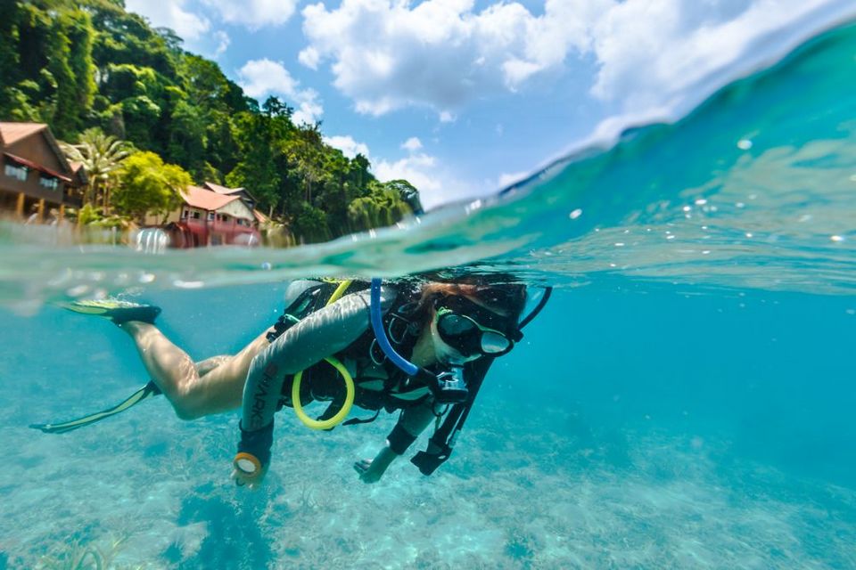 snorkeling-tioman-malaysia