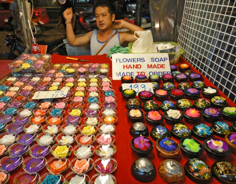 patpong night market in bangkok4