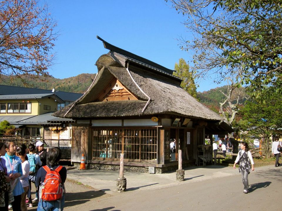 Oshino Hakkai-fuji-japan5 places to visit near mt fuji places to visit near mount fuji mount fuji places to visit mt fuji places to visit