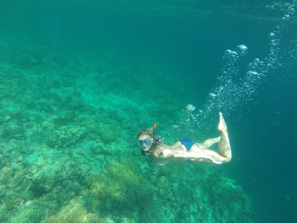 Snorkeling Mabul Island