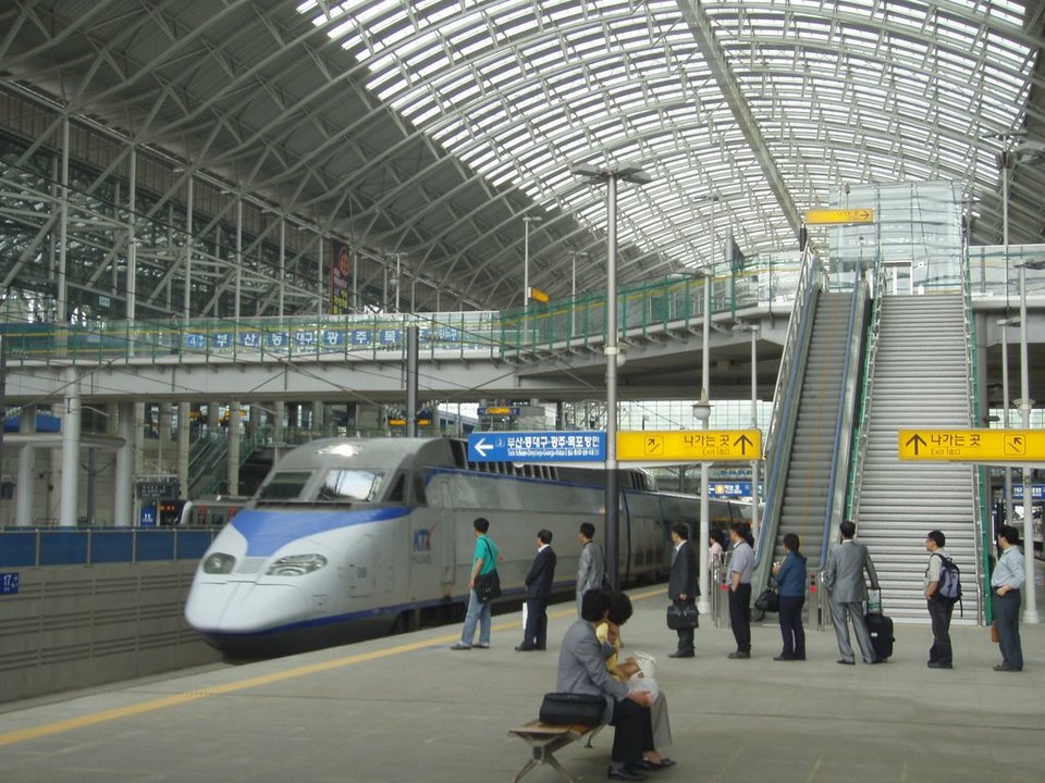 KTX (Korea Train Express)