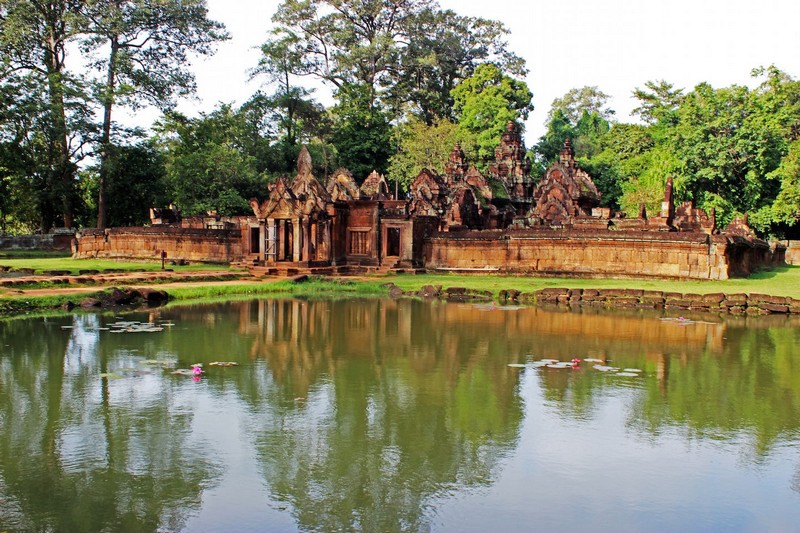 Banteay Srei temple with lake