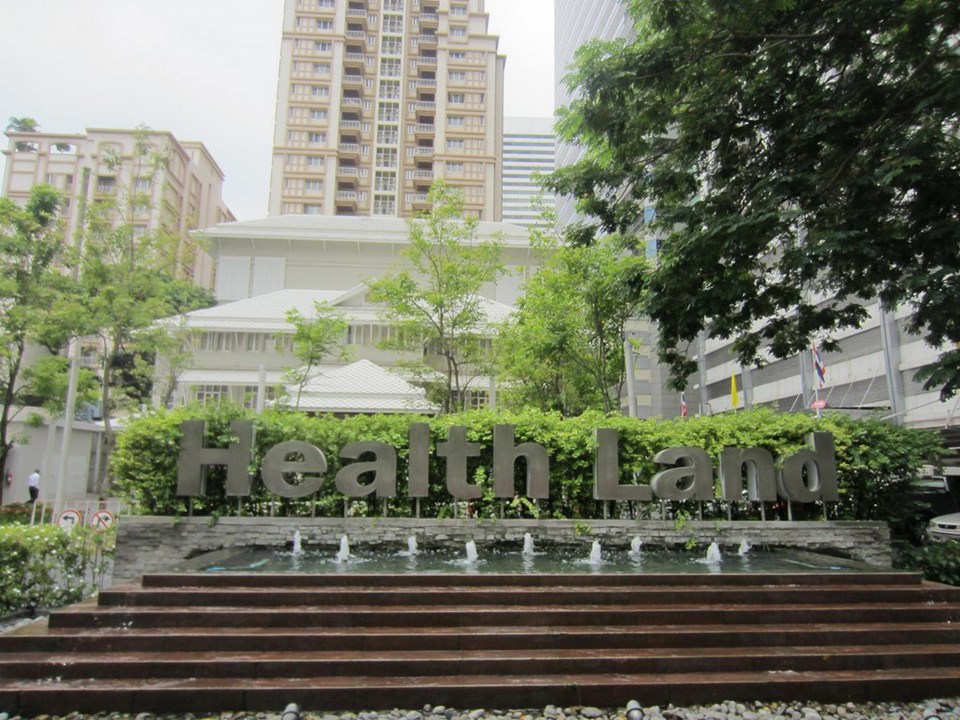Health Land Asoke bangkok travel tips