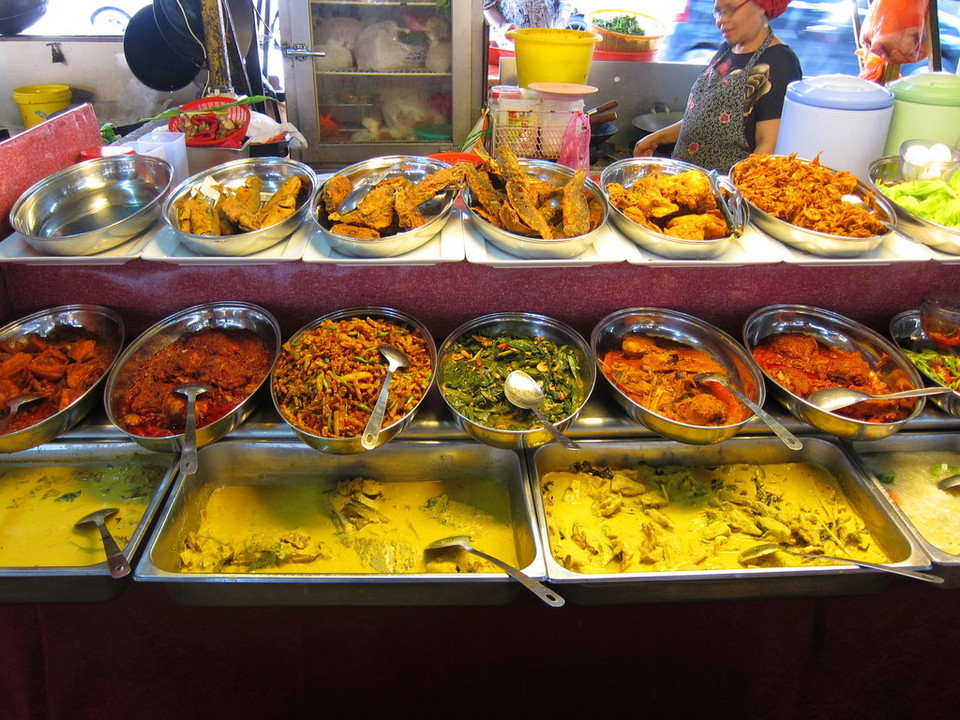 Kuala Lumpur Street Food Tour “Off The Eaten Track