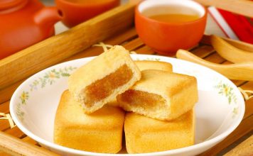 Must buy souvenir in Taiwan — Top 17+ most famous, cheap & best things to buy in Taiwan pineapple cake must buy in taiwan