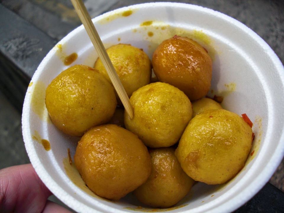 Curry Fish Balls-hong kong-street food4