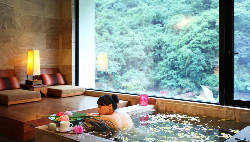 private hot springs volando urai hot spring review, volando urai spring spa & resort blog, volando urai spring spa & resort review
