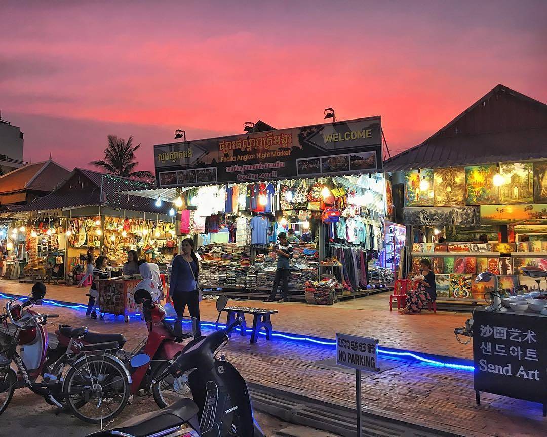 Phally Angkor Night Market