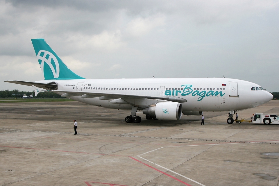 Air_Bagan_Airbus_A310-200_MRD-1