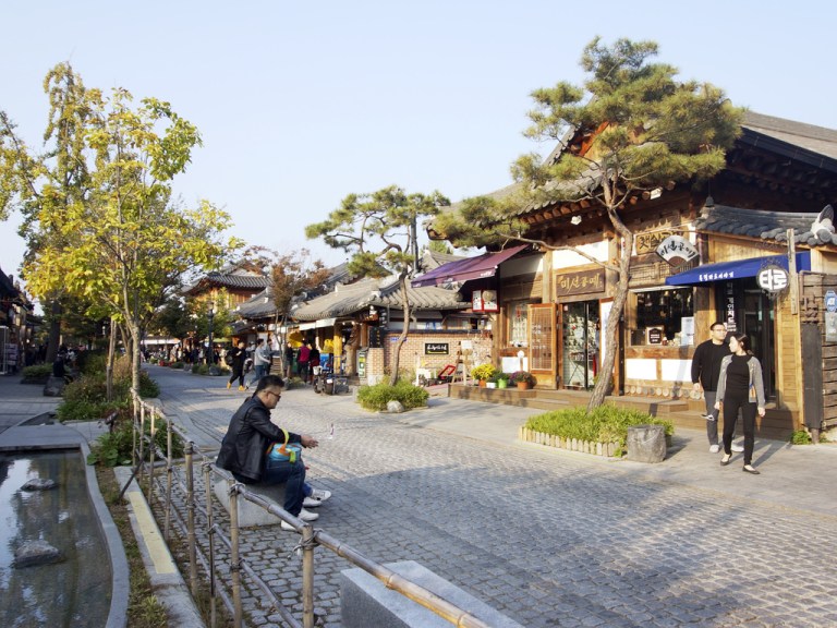 south korea jeonju blog jeonju travel blog jeonju travel guide jeonju hanok village